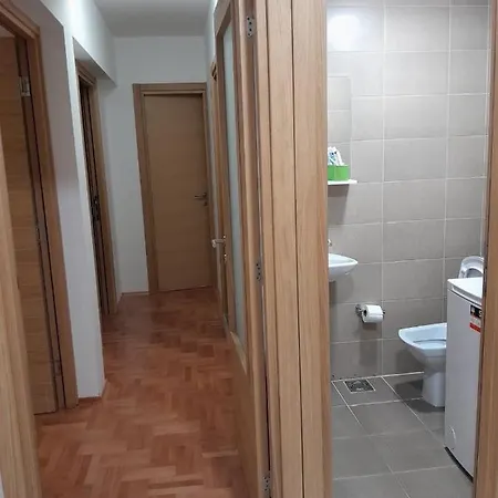 Lidija Апартаменты *